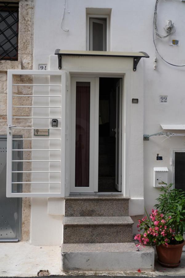Casa Pasadame' Apartment ออสตูนี ภายนอก รูปภาพ